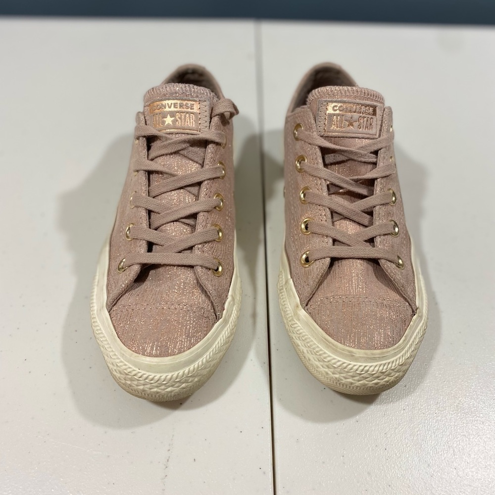 - Converse all star size 6 pink sparkle low top. Good condition